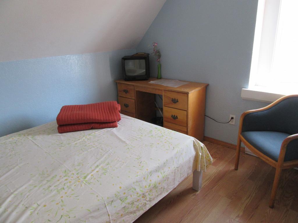 Turtle Hostel Victoria Ngoại thất bức ảnh